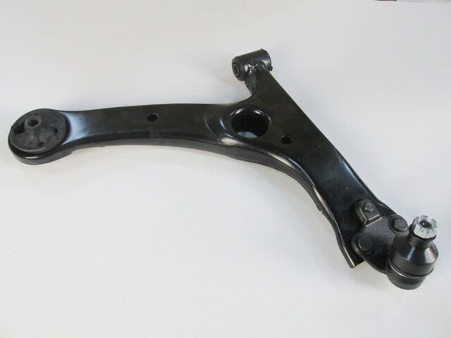 4806805070 - Toyota Avensıs- 03/09; Ön Alt Tabla Sağ (Burçlu) (Salıncak) (Sh)