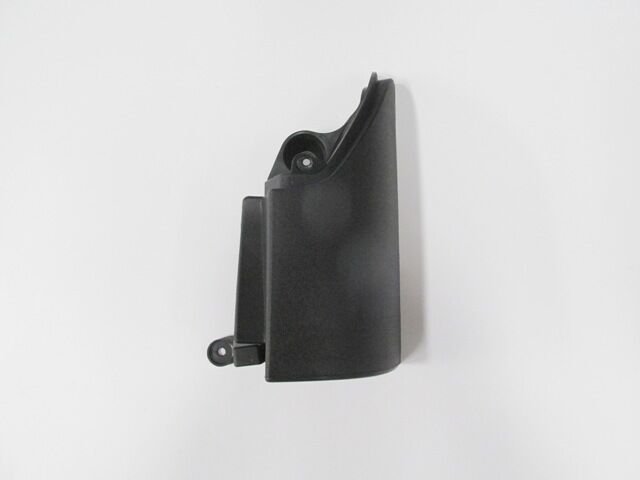 8200642153 - RENAULT KANGOO- 4- 14/21; STOP LAMBASI ALT PLASTİĞİ SAĞ (TEK KAPI)