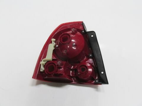 92402-25510 - Hyundaı Accent- Admıre- 03/05; Stop Lambası Sağ Kırmızı/Sarı/Beyaz (Mars)