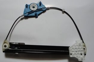 Audı A4- 05/08; Ön Cam Krikosu Sağ Elektrikli/motorsuz (cabrıo 2kapı) - 8E0837462C