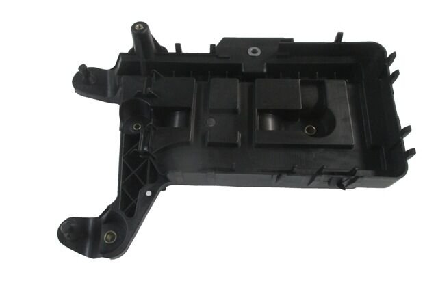 1K0915333H - Volkswagen Caddy- 04/10; Akü Koruyucu Plastiği Alt Gövdesi