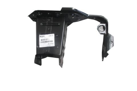2036202195 - Mercedes C Class- W203- 00/07; Ön Tampon Braketi Sol 4 Kapı (Tw)