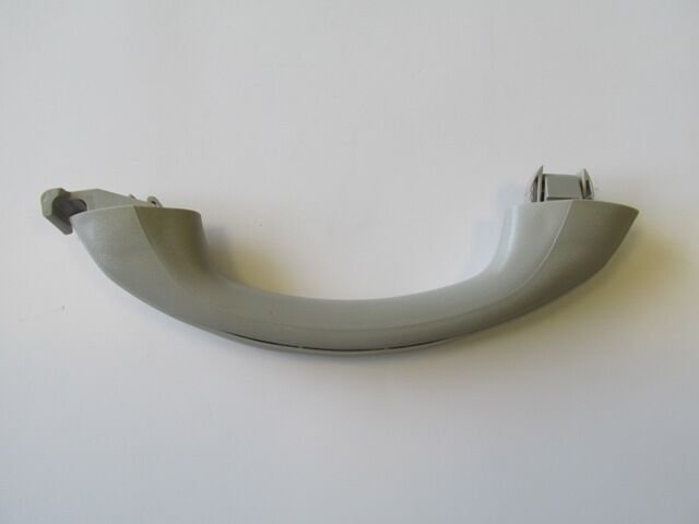 8200497432 - RENAULT KANGOO- 4- 14/21; SÜRGÜLÜ KAPI ÇEKME KOLU SOL GRİ
