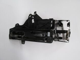 Bmw 5 Serı- F10- 10/16; Far Alt Bağlantı Braketi Sağ (plastik Braketi İle Birlikte) (tw) - 51647200794