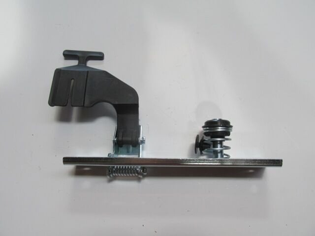 8200069296 - Renault Clıo- 2- Sd/Hb- 02/08; Kaput Kilidi Emniyet Mandalı
