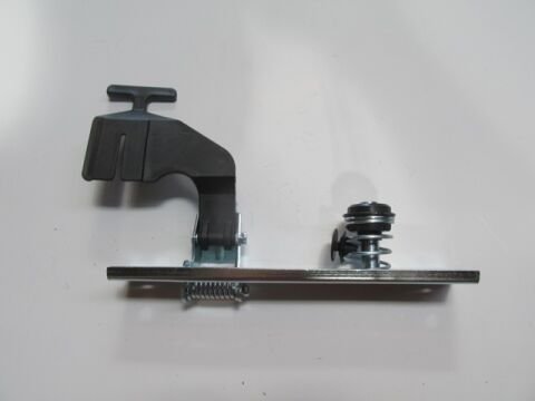 8200069296 - Renault Clıo- 2- Sd/Hb- 02/08; Kaput Kilidi Emniyet Mandalı