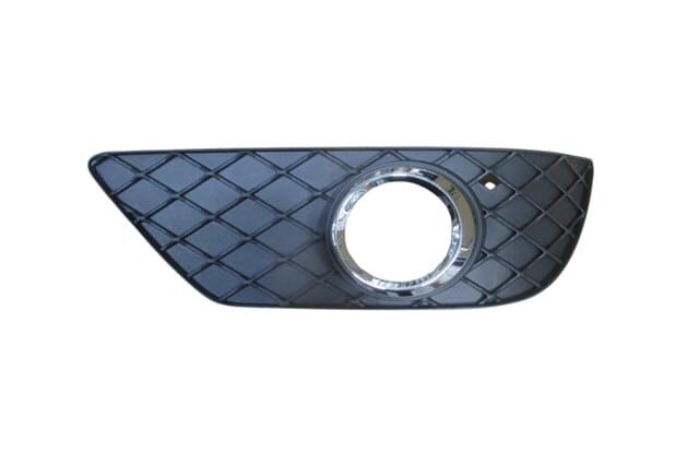 Mercedes C Class- W204- 11/13; Sis Lamba Kapağı Sağ Siyah (sis Delikli/nikelaj Çerçeveli) (tw) - 2048803924