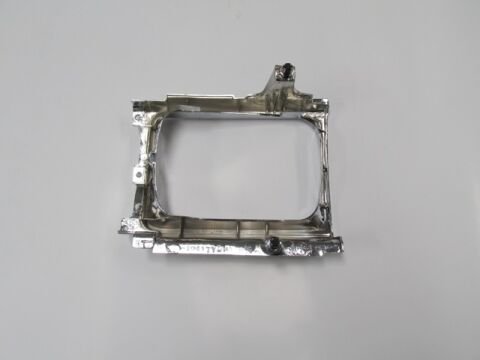 Toyota Hılux- Pıck Up Ln56/65- 85/89; Far Çerçevesi Sağ Nikelajlı