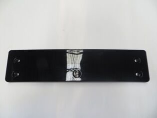 7L680728P - Volkswagen Touareg- 07/09; Ön Tampon Plakalık Plastiği