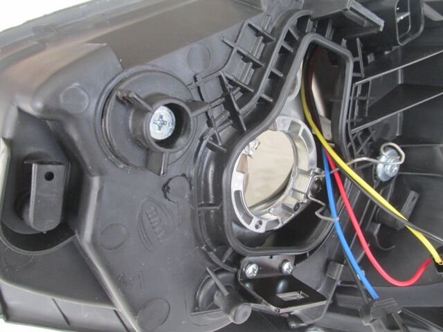 Hyundaı Accent- Era- 06/09; Far Lambası Sol Elektrikli/motorsuz (sarı Sinyalli) (h4) (ayfar) - 92101-1E040