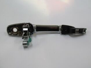 Ur63-58410 - Mazda Bt 50- Pıck Up- 07/12; Ön Kapı Dış Açma Kolu Sağ Nikelajlı (Anahtar Delikli) (Hushan)