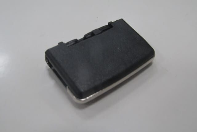 Mercedes C Class- W204- 11/13; Havalandırma Izgarası Yön Düğmesi