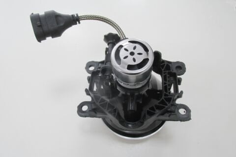 261500097R - Suzukı Swıft- 05/11; Sis Lambası Sağ/Sol Aynı (Adet) Led Ampüllü