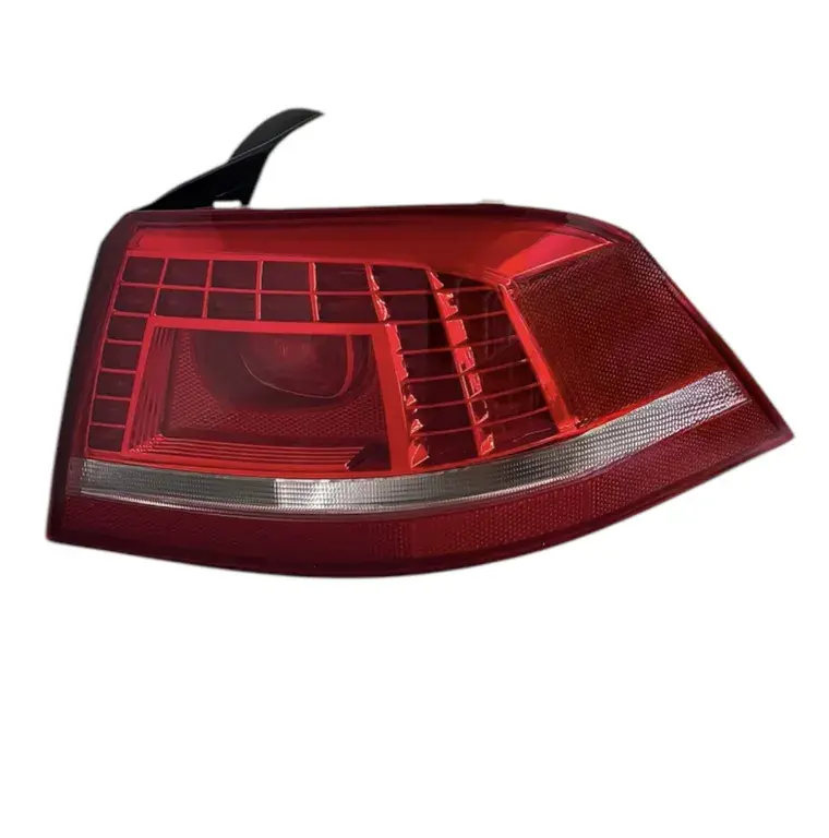 Volkswagen Stop Passat B7 11-14 Dış Sağ (Ledli)