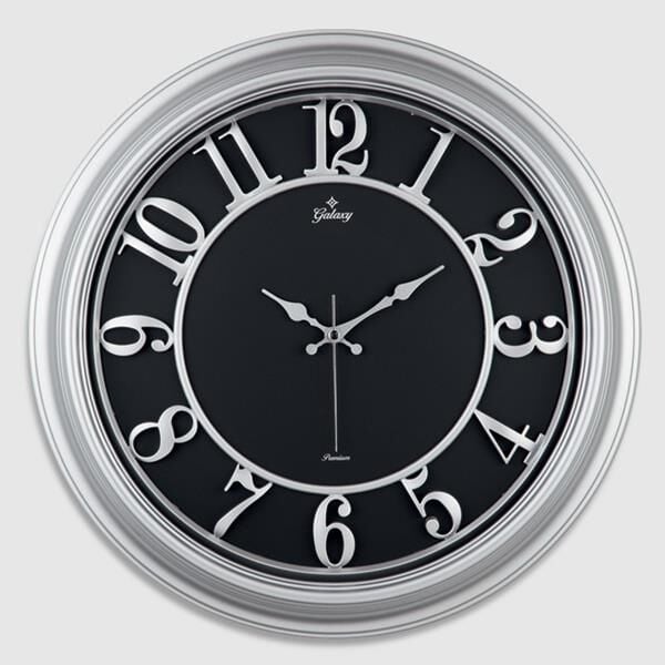 DUVAR SAATİ GRİ ÇERÇEVE İÇİ SİYAH 46CM KABARTMA RAKAMLI SELEFON KORUMALI AMERİKAN BRİSTOL KADRAN METAL AKREP/YELKOVAN/SANİYE AKAR SANİYELİ MEKANİZMA AKRİLİK BOYA ABS HAMMADDE MİNERAL CAM