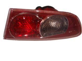 8330A112 - Mıtsubıshı Lancer- 08/10; İç Stop Lambası Sağ Kırmızı/Beyaz (Famella)