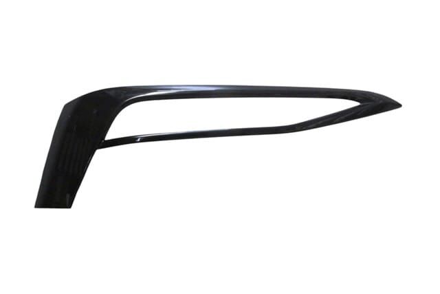 Bmw 5 Serı- G30- 17/20; Sis Lamba Çerçevesi Sağ (parlak Siyah) (tyg) - 51117385282