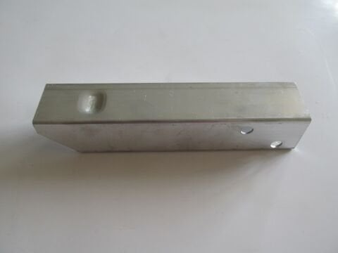 2466260088 - Mercedes A Class- W176- 11/16; Ön Panel Bağlantı Braketi (Küçük) Sağ/Sol Aynı (Adet)