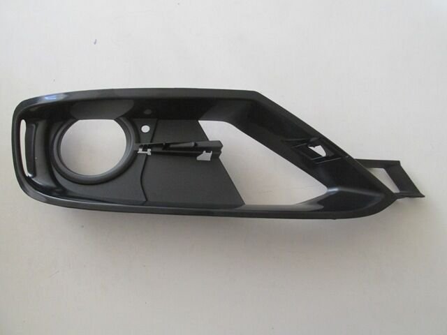 Bmw 3 Serı- F30- 12/14; Sis Lamba Kapağı Sağ Sis Delikli (sport Lıne) (tw) - 51117300740