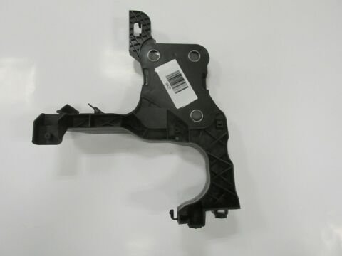 8200137496 - Renault Megane- 2- 03/09; Ön Panel Yan Parça Sağ Plastik