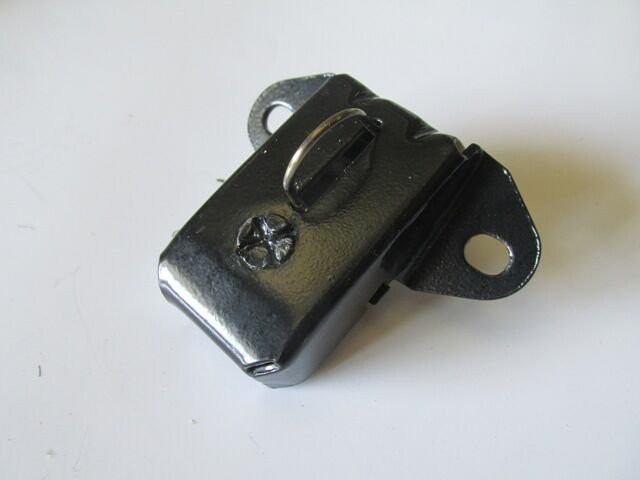 7700666804 - Renault R11- Flash- 86/95; Bagaj Kapak Kilidi