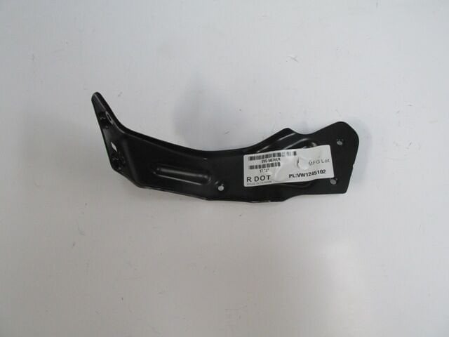 5C6821136 - Volkswagen Jetta- 6- 11/14; Ön Çamurluk İç Bağlantı Braketi Sağ (Tyg)