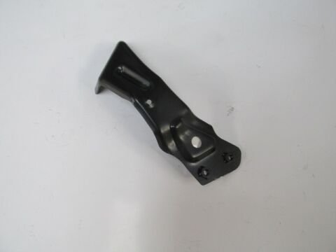 5C6821135 - Volkswagen Jetta- 6- 11/14; Ön Çamurluk İç Bağlantı Braketi Sol (Tyg)