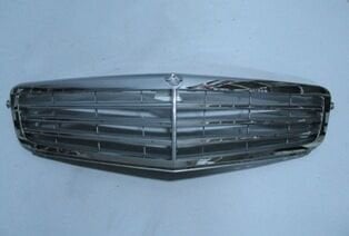 A20488003237246 - Mercedes C Class- W204- 07/11; Ön Panjur Gümüş Gri (Nikelaj Çerçeveli) Elegance (Tw)