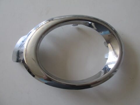 Cıtroen Berlıngo- 08/18; Sis Lamba Çerçevesi Sağ Nikelajlı - 1608323880