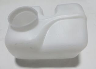 7704001028 - Renault R11- Flash- 86/95; Ön Cam Su Bidonu/Deposu