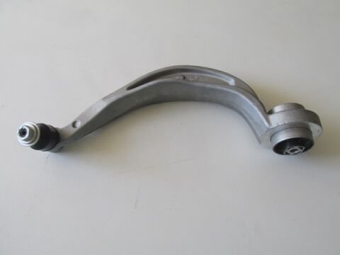 8K0407694T - Audı A4- 13/15; Ön Alt Tabla Sağ Eğri Tip Burçlu/Rotilli (65 Mm M14) (Salıncak) Alüminyum (Sh)