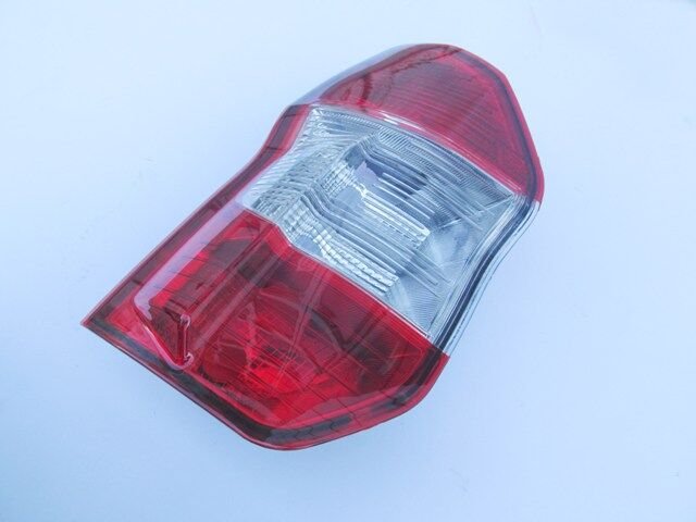 Ford Tourneo Courıer- 18/23; Stop Lambası Sol Kırmızı/beyaz (mars) - ET7613405AF
