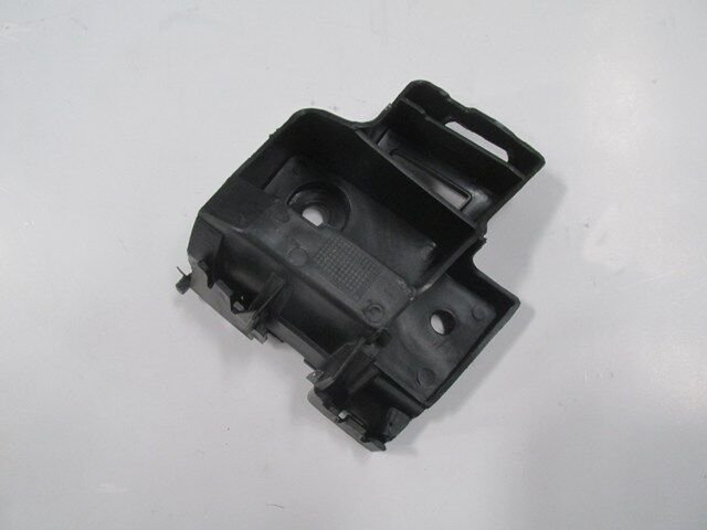 5K6807394A - Volkswagen Golf- 6- 09/12; Arka Tampon Bağlantı Braketi Sağ Küçük (Tw)
