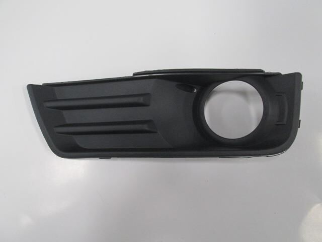 3M51R19953Ad - Ford Focus C Max- 04/06; Sis Lamba Kapağı Sol Siyah Sis Delikli