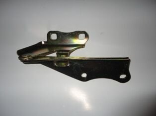 Nıssan Maxıma- A32- 95/00; Kaput Menteşesi Sol (hushan) - 65401-40U00