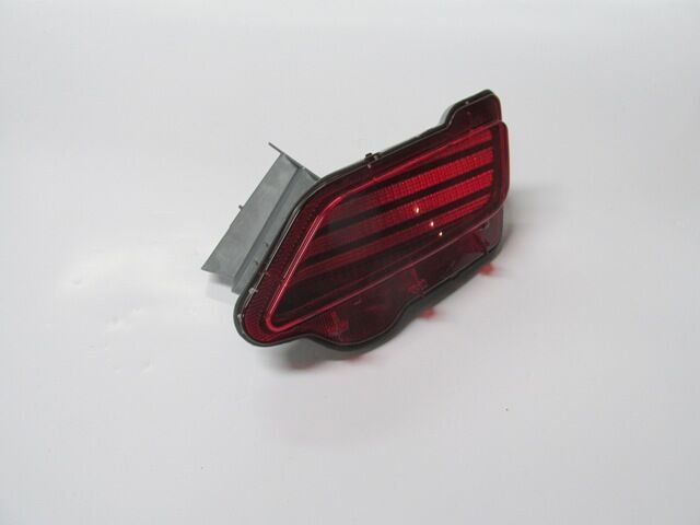 81480-42050 - Toyota Rav4- 13/16; Arka Tampon Sis Lambası Sağ Kırmızı (Casp)