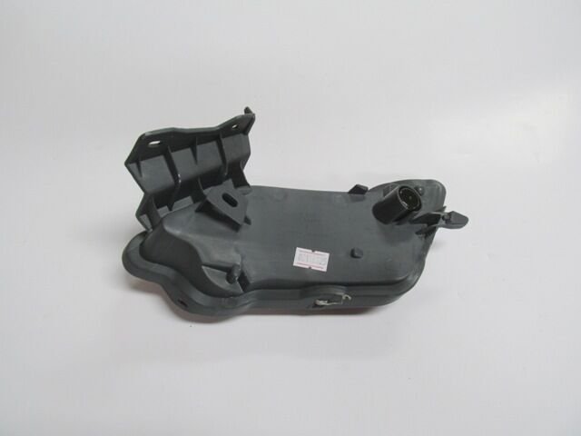 81490-42050 - Toyota Rav4- 13/16; Arka Tampon Sis Lambası Sol Kırmızı (Casp)