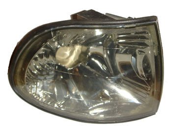 Bmw 7 Serı- E38- 94/98; Modifiye Ön Sinyal Sağ Füme Far Yanı Düz Tip (tıco) - -
