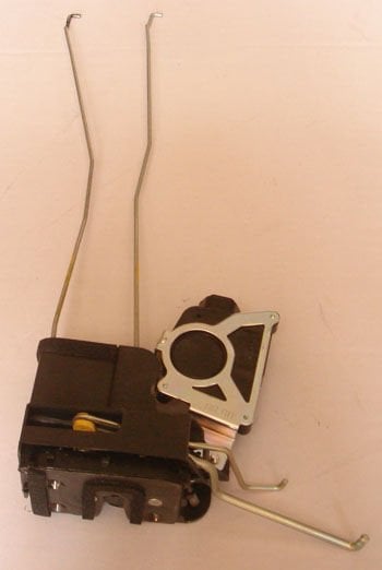 81310-4F020 - Hyundaı Porter Kamyonet- 06/24; Ön Kapı Kilidi Sol Merkezi Kilidiyle Birlikte Elektrikli (Hmc)