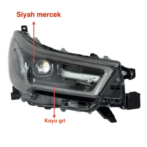 Toyota Far Hılux Revo 21-24 Sağ (Mercekli/İçi Koyu Grisiyah Mercek)/(Hılux Yazılı-ınvıncıble)