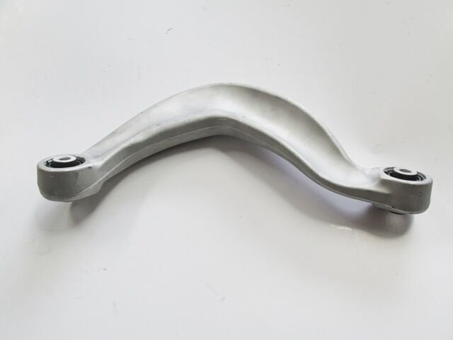 Audı A4- 13/15; Arka Üst Tabla Sol Eğri Tip Burçlu (salıncak) (sh) - 8K0505323F