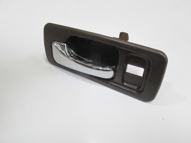 Honda Accord- 90/93; Ön Kapı İç Açma Kolu Sol Kahverengi (elceği Nikelajlı) (hushan) - 72165-SM4-003Z-B