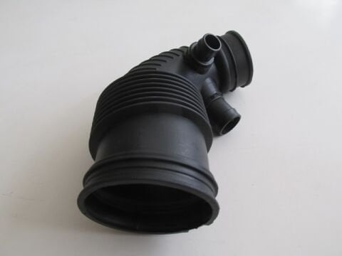 13717597586 - Bmw 1 Serı- F20- 12/15; Hava Filtre Hortumu