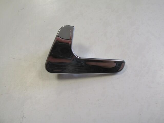 Seat Ibıza- 00/01; Ön Kapı İç Açma Kolu Elceği (kulbu) Sol Nikelajlı - 6K0837113