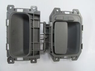 2E1827904 - Mercedes Sprınter- 07/13; Bagaj Kapağı İç Açma Kolu Gri (Pütürlü Tip) (Hushan)