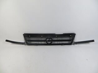 Opel Astra- F- Sd/hb- 92/94; Ön Panjur Siyah (far Alt Çıtalı) (tw) - 90442037