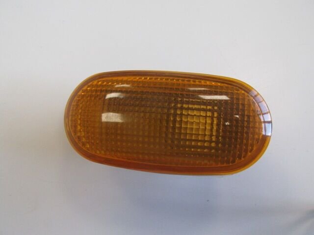 Mıtsubıshı L200- Pıck Up- 99/06; Çamurluk Sinyali Sarı Sağ/sol Aynı (adet) (eurolamp) - MB847540