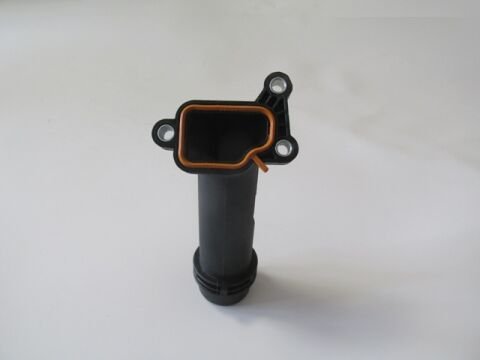 Bmw 7 Serı- E32- 88/92; Silindir Kapağı Su Bağlantı Borusu (su Flanşı) - 11127810707