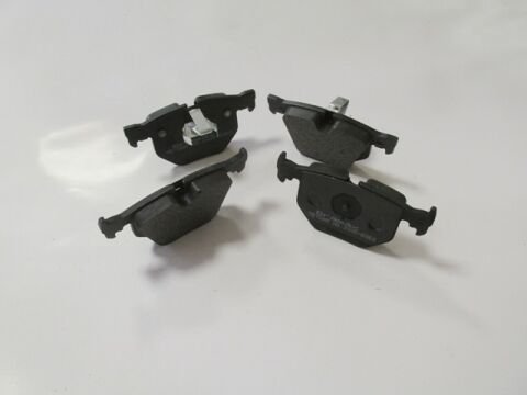 34216753850 - Bmw 7 Serı- E65- 02/05; Arka Fren Balatası (Kablosuz)(Disk) (121,9X58,1X16,3/123X59,3X16,30)(Bramax)