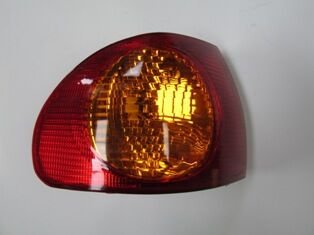 81561-1E080 - Toyota Corolla- Ae111- 99/00; Dış Stop Lambası Sol Kırmızı/Sarı (Japon Göz Tipi) (Casp) (E Marklı)